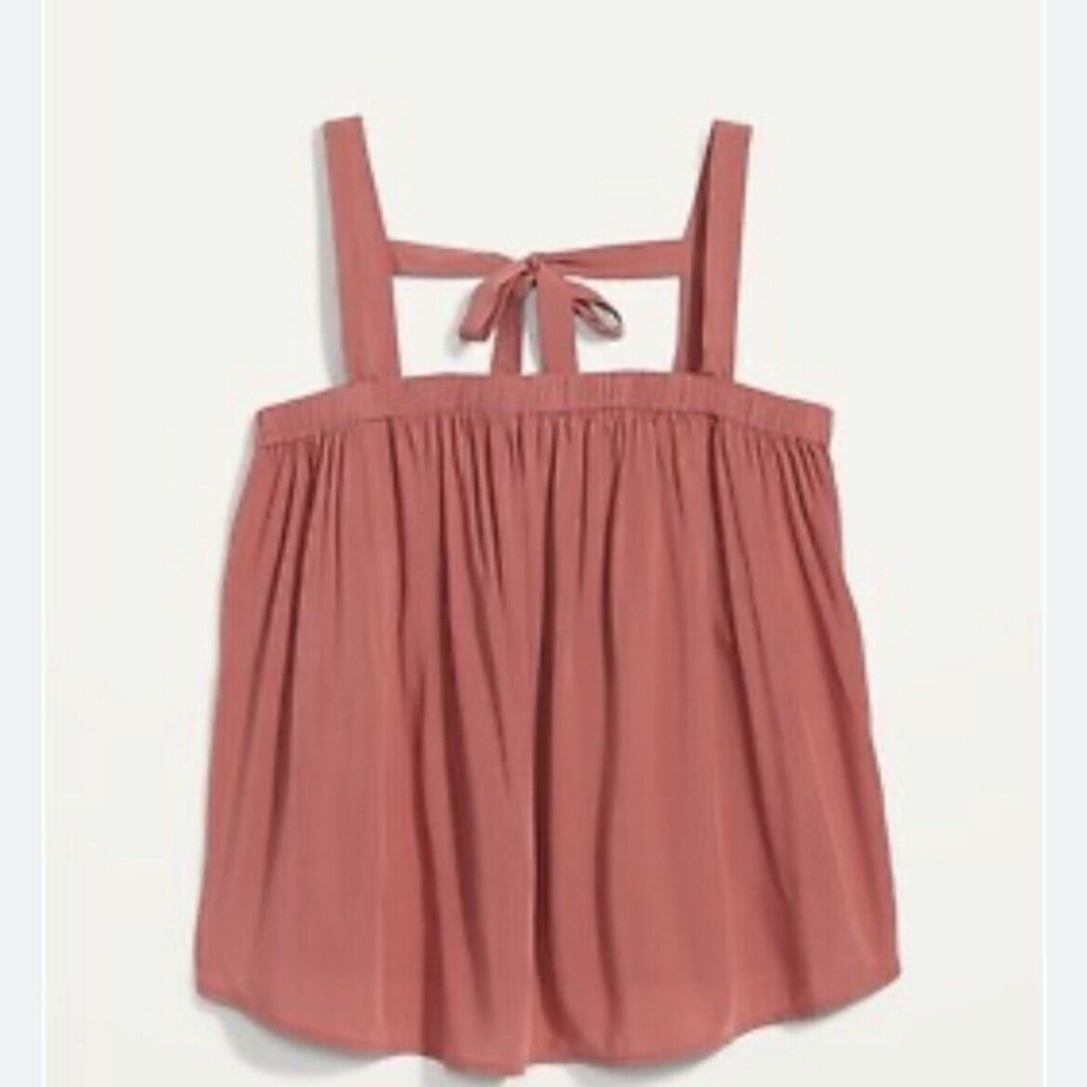 Old navy top size medium
